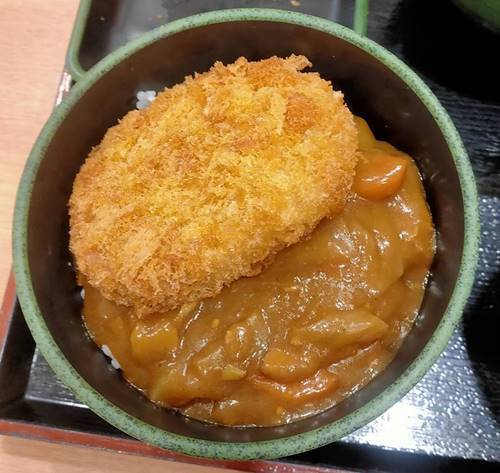 江戸きりそばゆで太郎 コロッケカレー.jpg