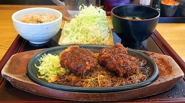 熟成とんかつ まる兵衛 小さめ味噌ヒレカツ(1).jpg