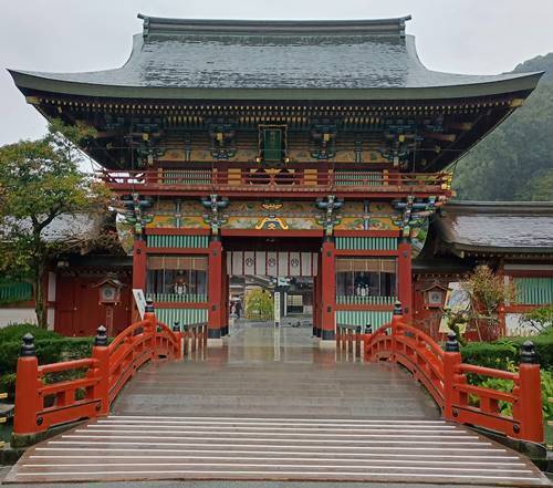 祐徳稲荷神社 楼門.jpg