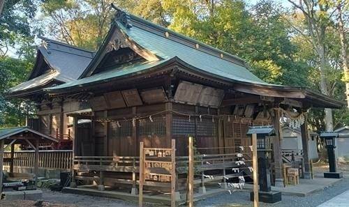 諏訪八幡神社 本殿.jpg