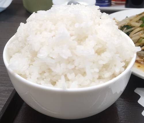 食と味の店 かなめ ニラレバ定食 てんこ盛りライス.jpg
