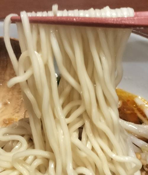 餃子食坊やまと 台湾ラーメン 麺.jpg