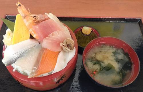 魚処 和 海鮮ちらし寿司.jpg