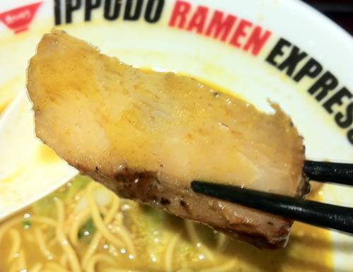 IPPUDO RAMEN EXPRESS 博多 鶏カレー チャーシュー.JPG