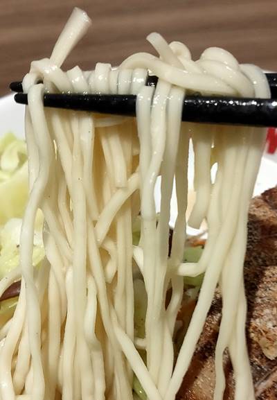 IPPUDO RAMEN EXPRESS 味噌白丸  麺.jpg